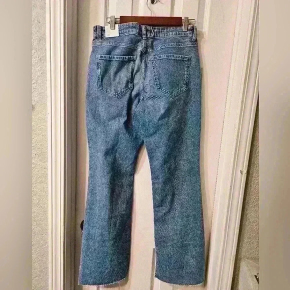 NWT MANGO Medium-rise Straight Jeans With Slits - Picture 5 of 7